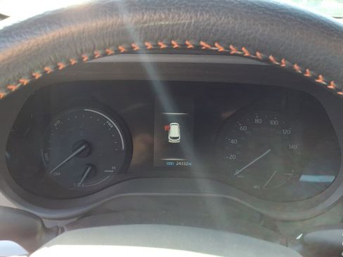 Used 2022 Toyota Sienna XSE image 27