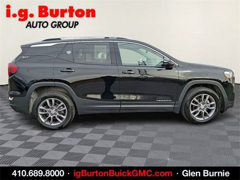 Used 2024 GMC Terrain SLT image 7