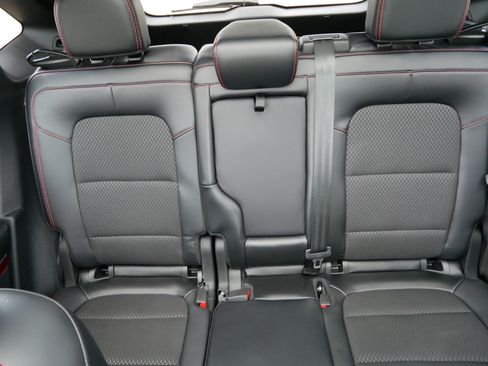 Used 2023 Ford Escape ST-Line w/ Tech Pack #1 AWD/4WD image 13