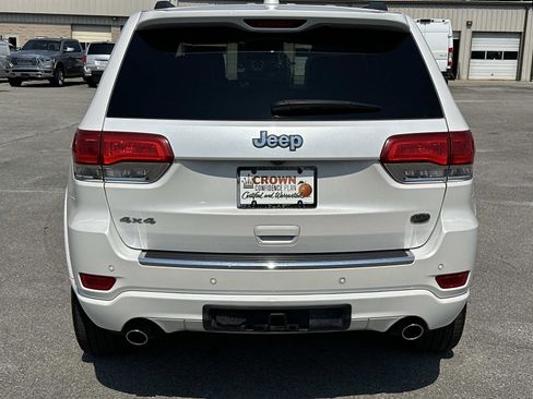 Used 2017 Jeep Grand Cherokee Overland w/ Jeep Active Safety Group image 5
