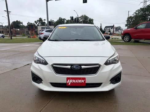 Used 2017 Subaru Impreza 2.0i AWD/4WD image 2
