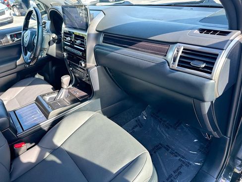Used 2023 Lexus GX 460 Premium image 29