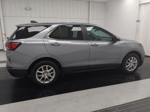 Used 2023 Chevrolet Equinox LT FWD image 10