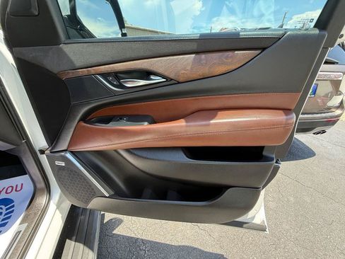 Used 2016 Cadillac Escalade Premium RWD image 14
