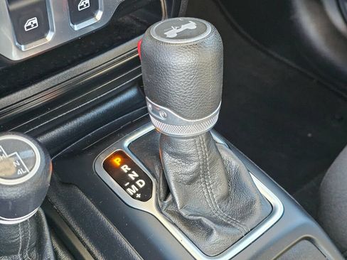 Used 2021 Jeep Wrangler Sport AWD/4WD image 28