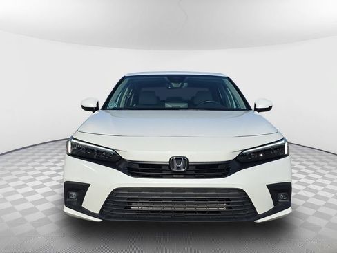 Used 2024 Honda Civic Touring image 3
