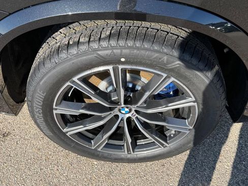 New 2026 BMW X5 M60i image 4