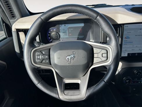 Used 2023 Ford Bronco Wildtrak AWD/4WD image 14