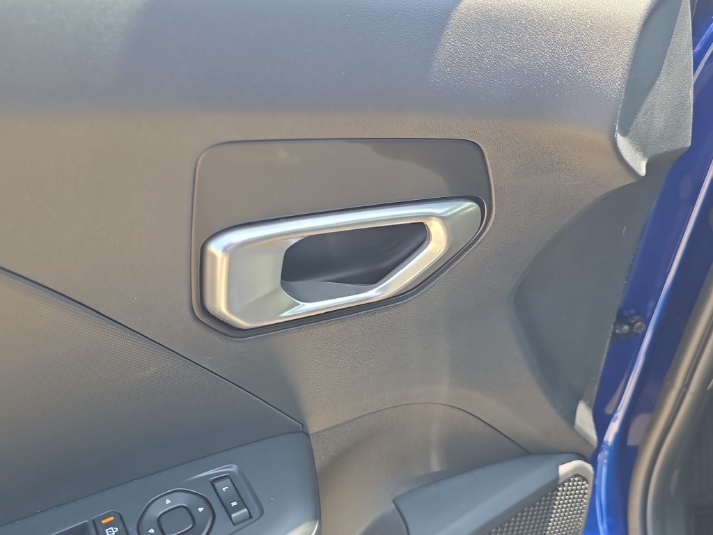New 2026 Kia K4 FWD image 18