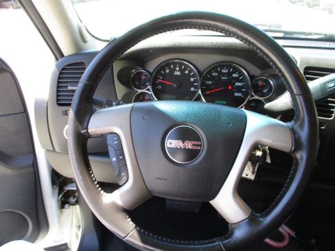 Used 2012 GMC Sierra 1500 SLE image 12