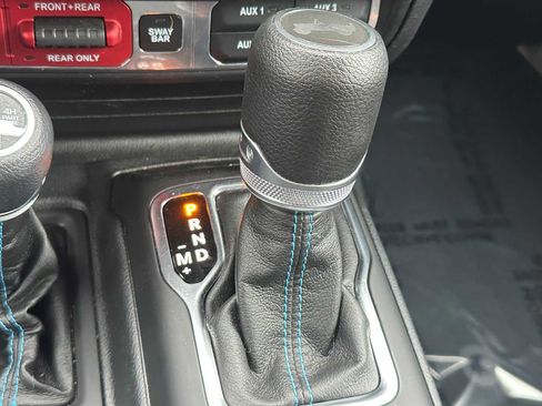 Used 2022 Jeep Wrangler Unlimited Rubicon 4xe AWD/4WD image 29