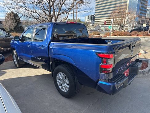 Used 2023 Nissan Frontier SV w/ Technology Package image 3