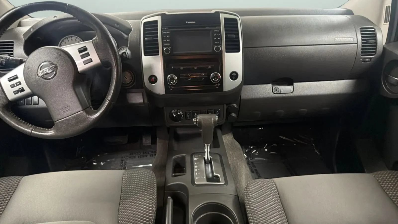 Used 2015 Nissan Xterra PRO-4X w/ Nevada Tow Package AWD/4WD image 15