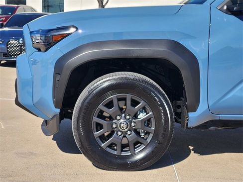 Used 2025 Toyota 4Runner SR5 image 5