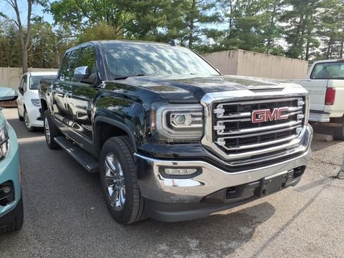 Used 2018 GMC Sierra 1500 SLT AWD/4WD image 4