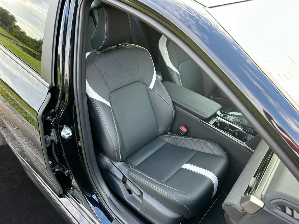 Used 2025 Toyota Camry SE FWD image 34