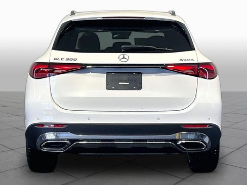 New 2026 Mercedes-Benz GLC 300 4MATIC image 4