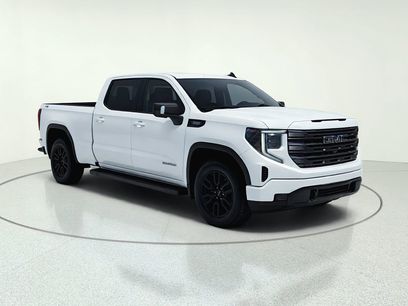 Used 2022 GMC Sierra 1500 Elevation w/ Elevation Premium Package