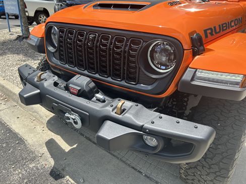 New 2025 Jeep Wrangler Unlimited Rubicon 392 image 7