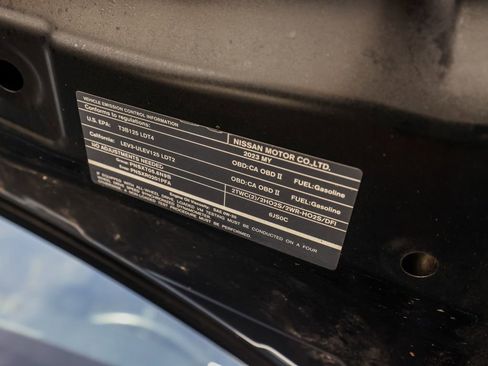 Used 2023 Nissan Armada SL w/ Captain's Chairs Package image 38