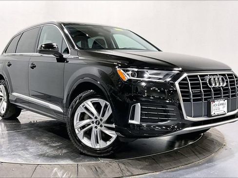 Used 2023 Audi Q7 2.0T Premium w/ Towing Package AWD/4WD image 6