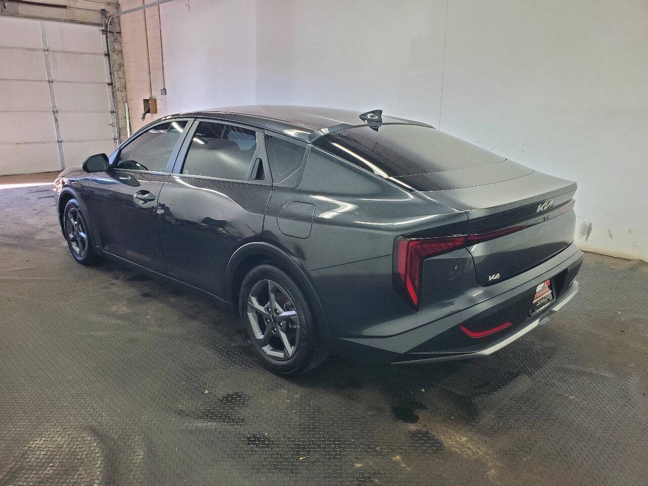 Used 2025 Kia K4 FWD image 5