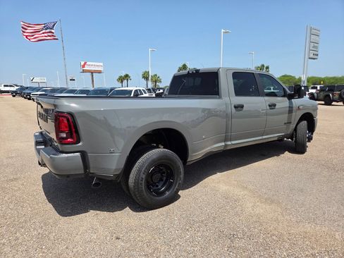 New 2026 RAM 3500 Lone Star AWD/4WD image 7