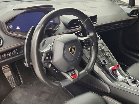 Used 2017 Lamborghini Huracan LP 580-2 RWD image 33
