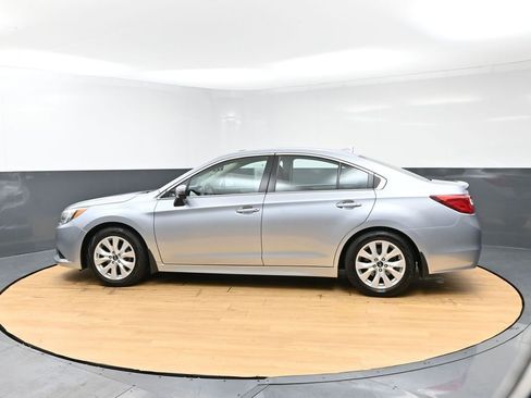 Used 2017 Subaru Legacy 2.5i Premium image 6