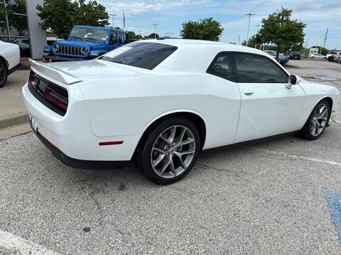 Used 2022 Dodge Challenger GT RWD image 34