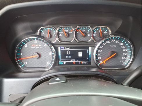 Used 2018 Chevrolet Silverado 1500 LT w/ Texas Edition image 21