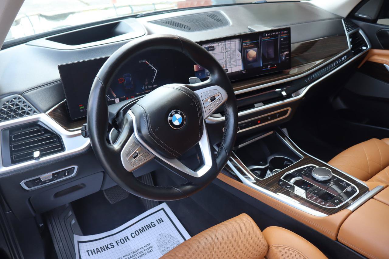 Used 2023 BMW X7 xDrive40i w/ Premium Package AWD/4WD image 13