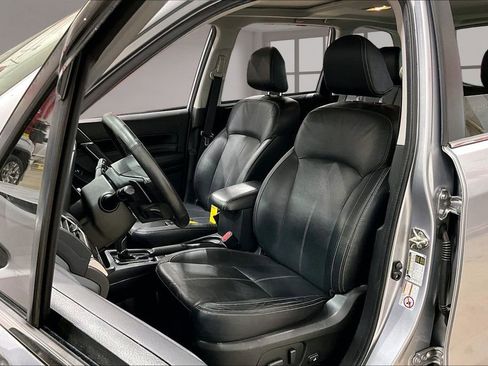 Used 2017 Subaru Forester 2.0XT Touring AWD/4WD image 25