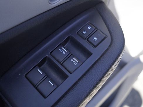 Used 2021 Honda Pilot EX image 9