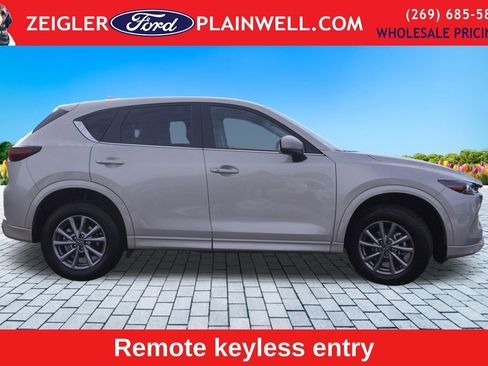 Used 2025 MAZDA CX-5 AWD 2.5 S w/ Preferred Package image 6