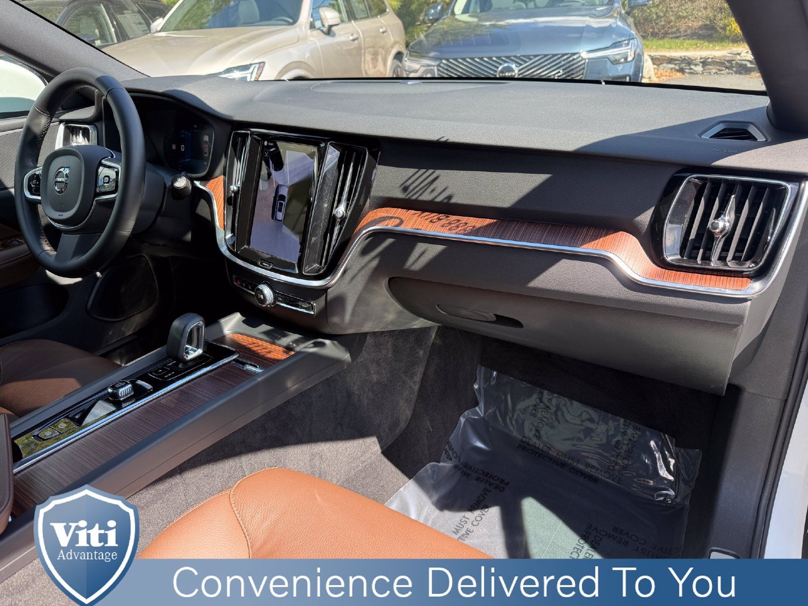 Certified 2025 Volvo V60 B5 Cross Country Plus AWD/4WD image 30