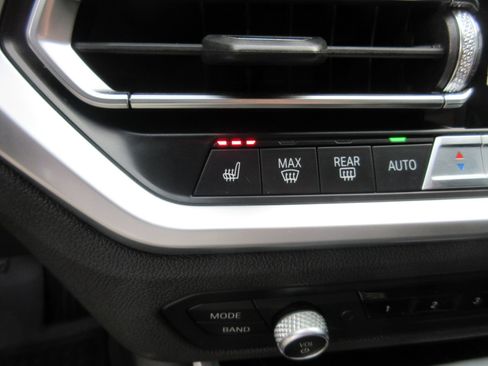 Used 2021 BMW 330i Sedan w/ Premium Package image 13