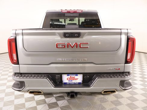 Used 2023 GMC Sierra 1500 AT4 w/ AT4 Premium Package AWD/4WD image 23
