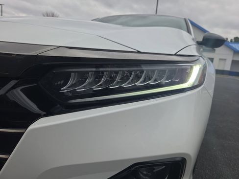 Certified 2022 Honda Accord Sport Special Edition image 26