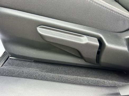 Certified 2025 Subaru Impreza 2.0i image 14