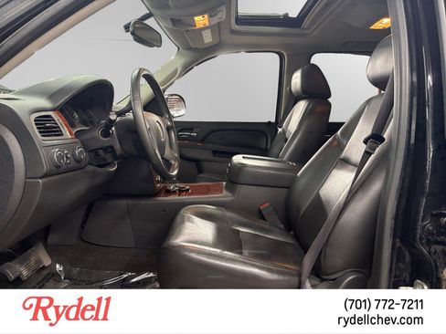 Used 2013 Chevrolet Avalanche LTZ AWD/4WD image 10