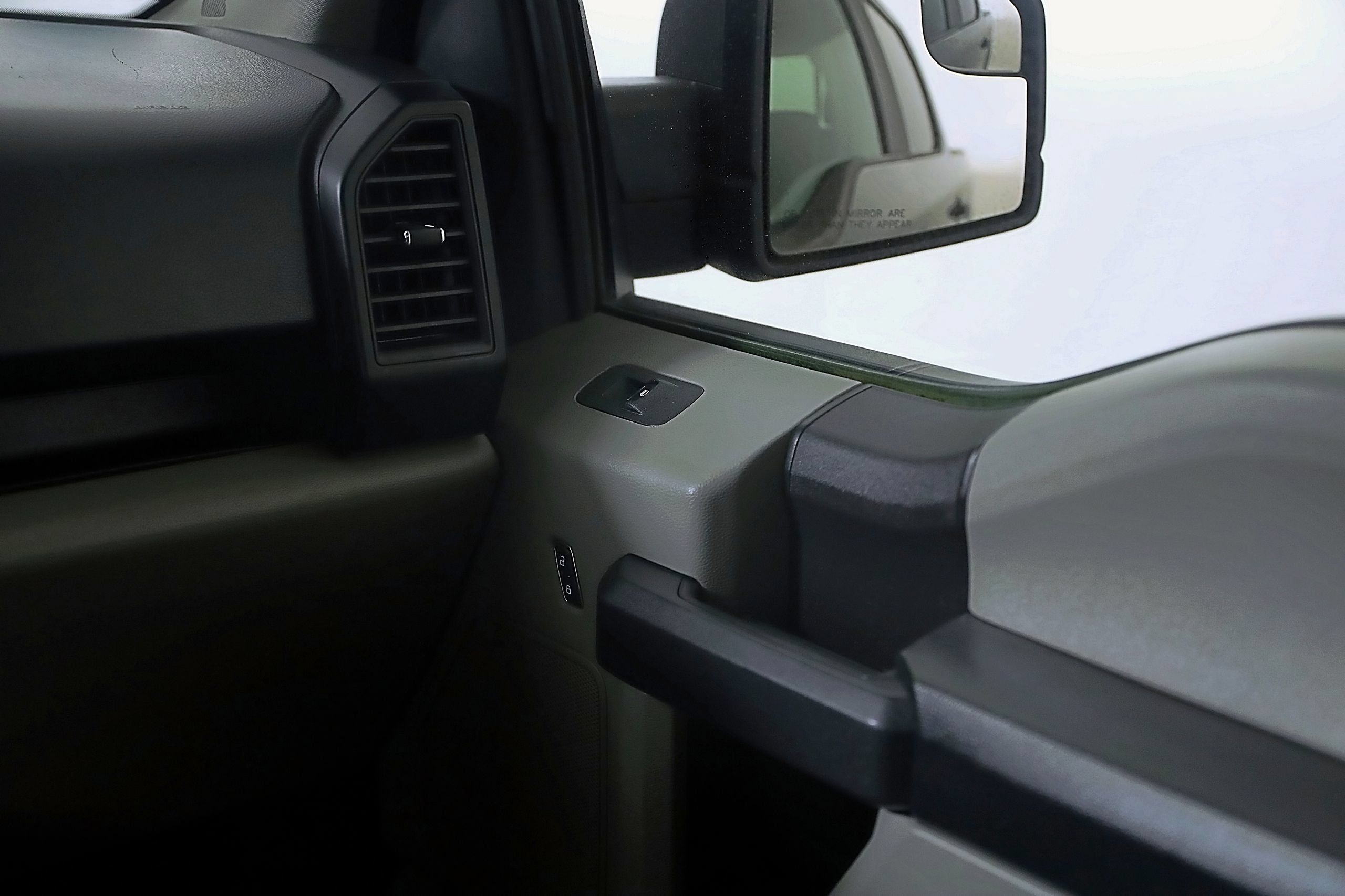 Used 2018 Ford F150 XL AWD/4WD image 16