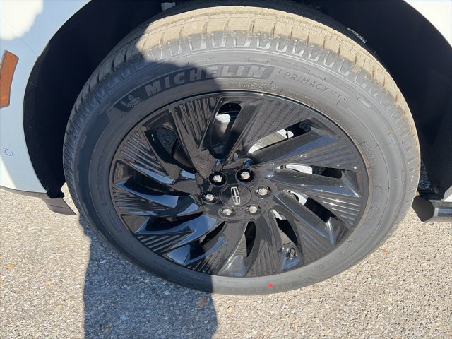 New 2025 Lincoln Navigator Reserve w/ Jet Appearance Package AWD/4WD image 10