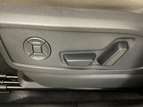 New 2025 Audi Q5 Premium Plus image 15