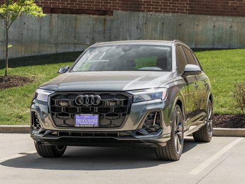New 2026 Audi Q7 Premium Plus AWD/4WD image 7