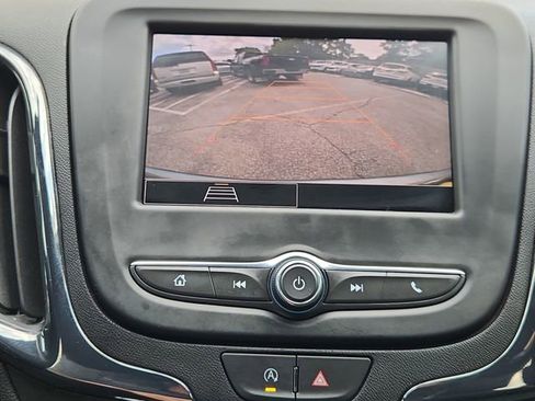 Certified 2024 Chevrolet Equinox RS FWD image 14