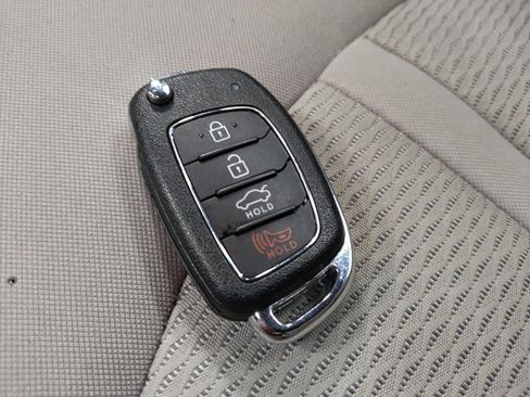 Used 2019 Hyundai Sonata SE image 32