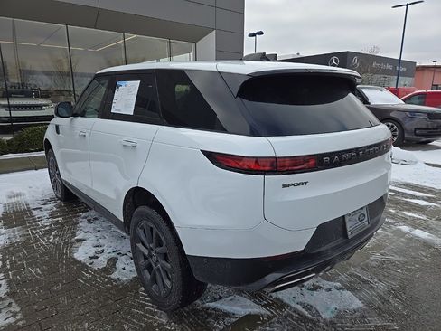 Used 2023 Land Rover Range Rover Sport SE image 7