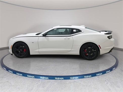 Used 2020 Chevrolet Camaro SS image 9