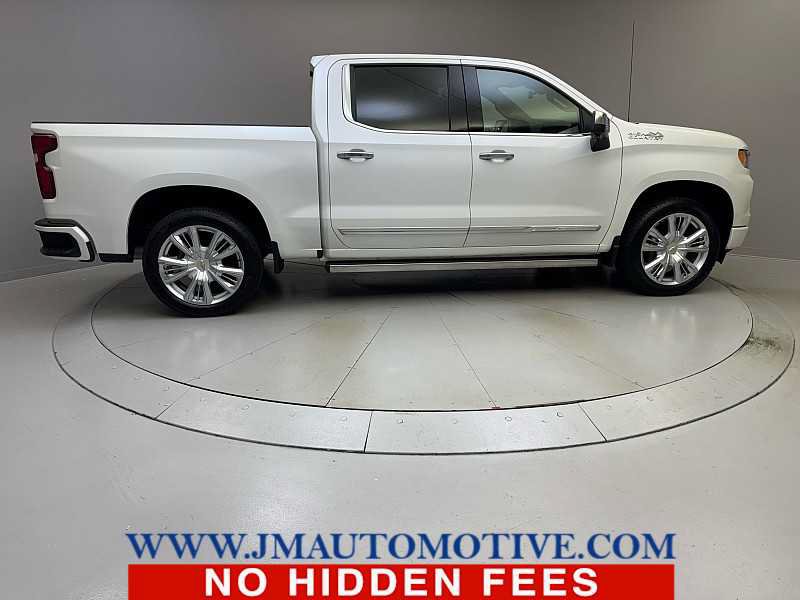 Used 2023 Chevrolet Silverado 1500 High Country w/ High Country Premium Package AWD/4WD image 6